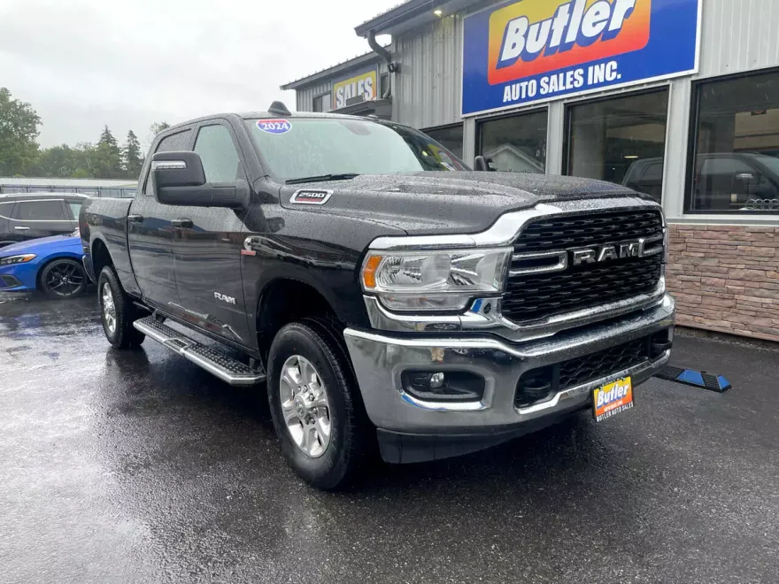 2024 Ram 2500 Tradesman photo 1