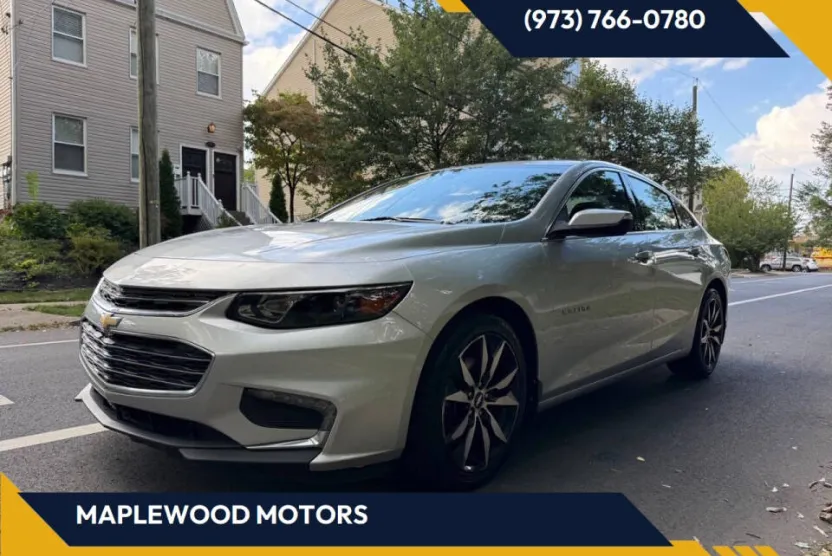 2018 Chevrolet Malibu 1LT photo 1