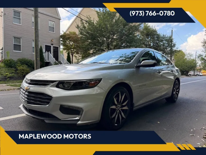 2018 Chevrolet Malibu 1LT photo 1
