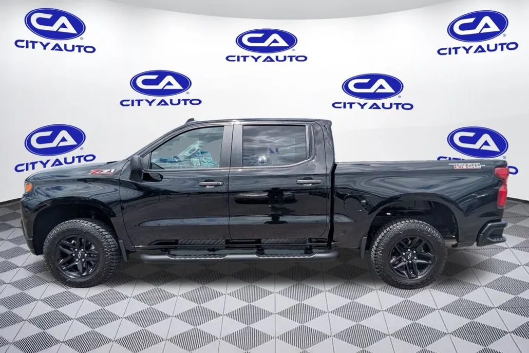 2021 Chevrolet Silverado 1500 Custom Trail Boss photo 1