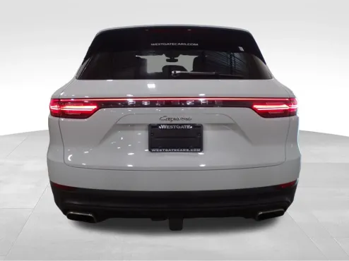 2020 Porsche Cayenne Base photo 4