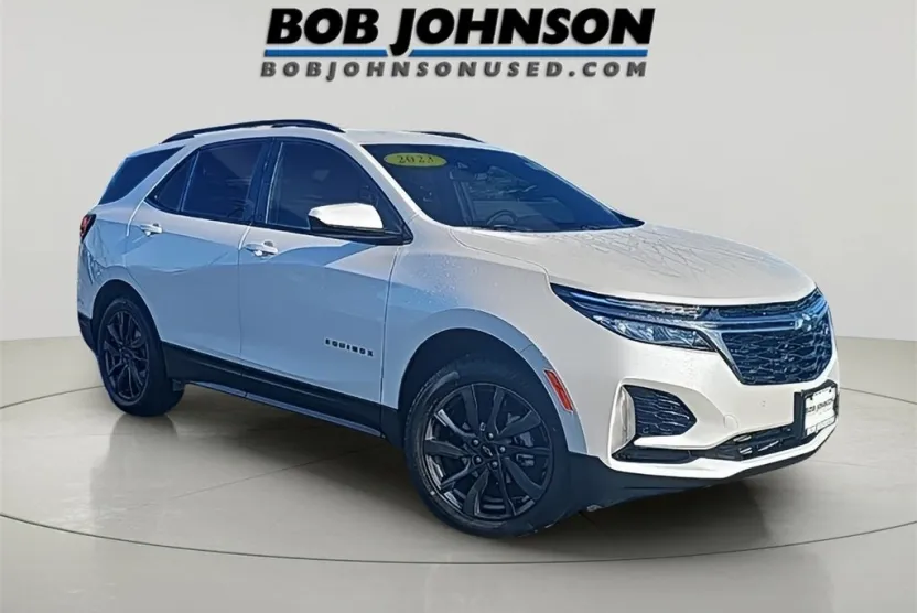 2023 Chevrolet Equinox RS photo 1
