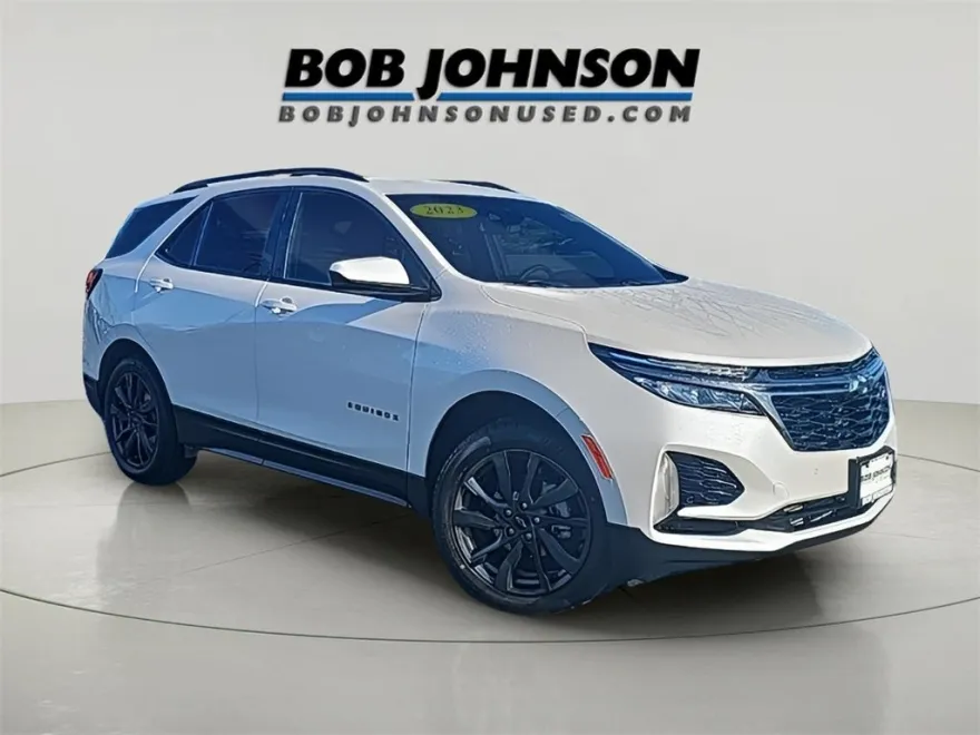 2023 Chevrolet Equinox RS photo 1