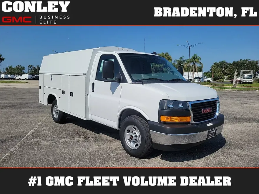 2025 Gmc Savana Cutaway 3500 photo 1