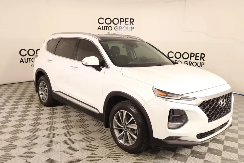 2020 Hyundai Santa Fe SEL photo 1