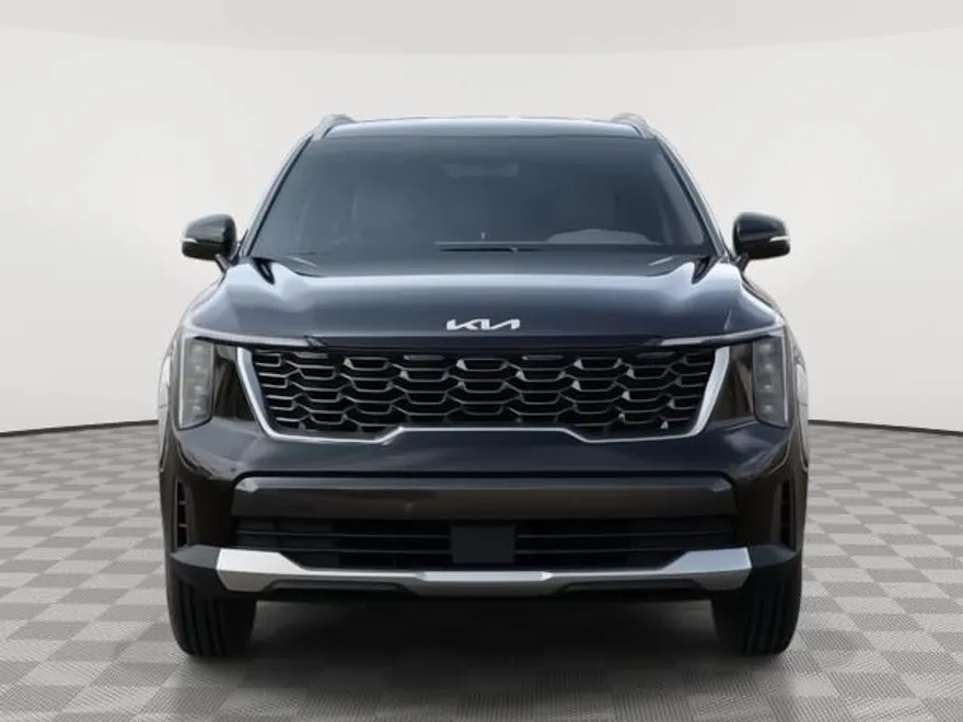 2025 Kia Sorento S photo 2