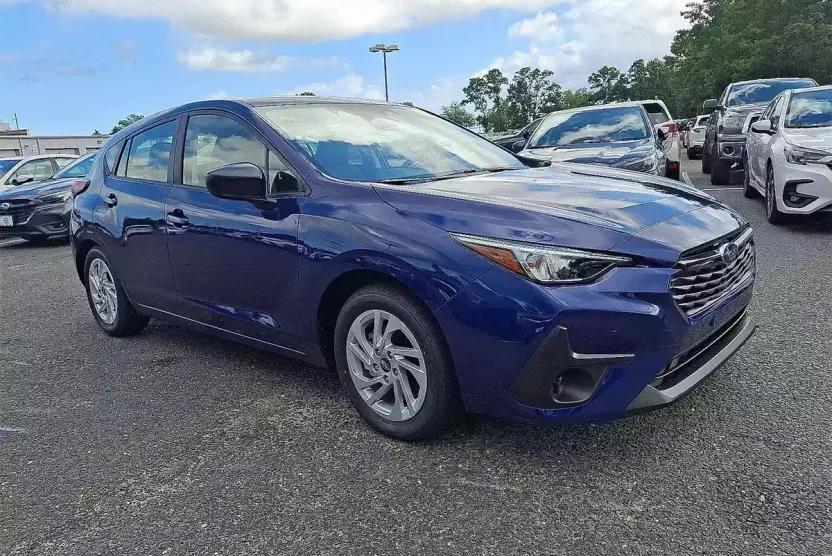 2025 Subaru Impreza Base photo 1