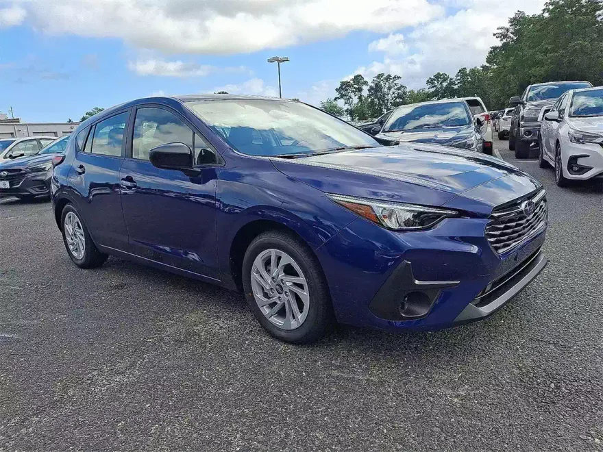 2025 Subaru Impreza Base photo 1