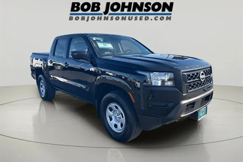 2022 Nissan Frontier Crew Cab S photo 1
