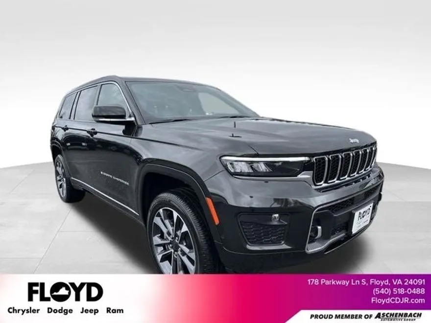 2025 Jeep Grand Cherokee Overland photo 1
