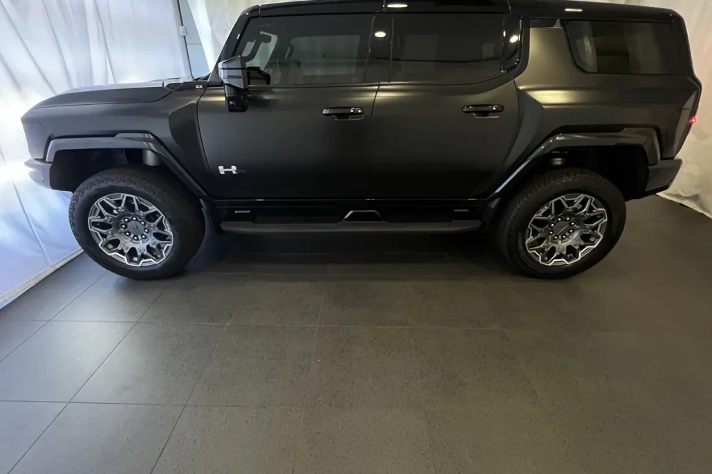 2025 Gmc Hummer EV SUV photo 1