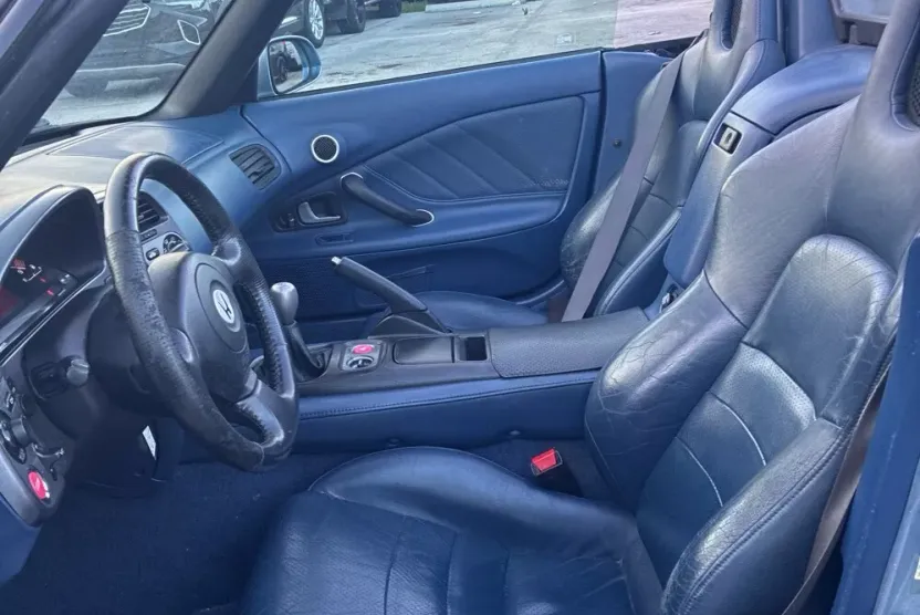 2002 Honda S2000 photo 1