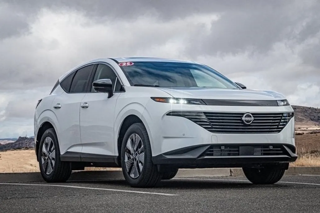 2025 Nissan Murano SL photo 1