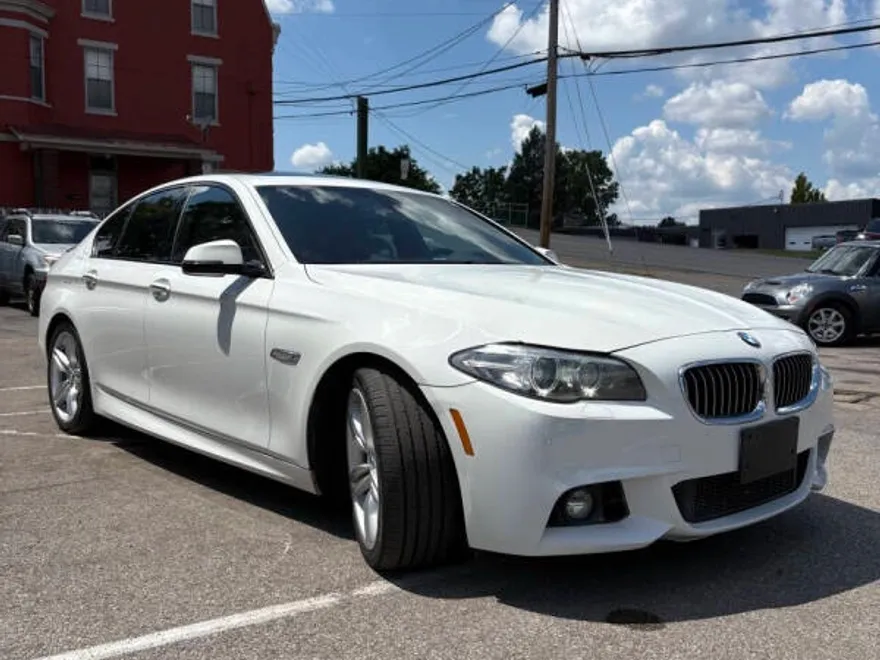 2016 Bmw 535i 5-Series photo 1