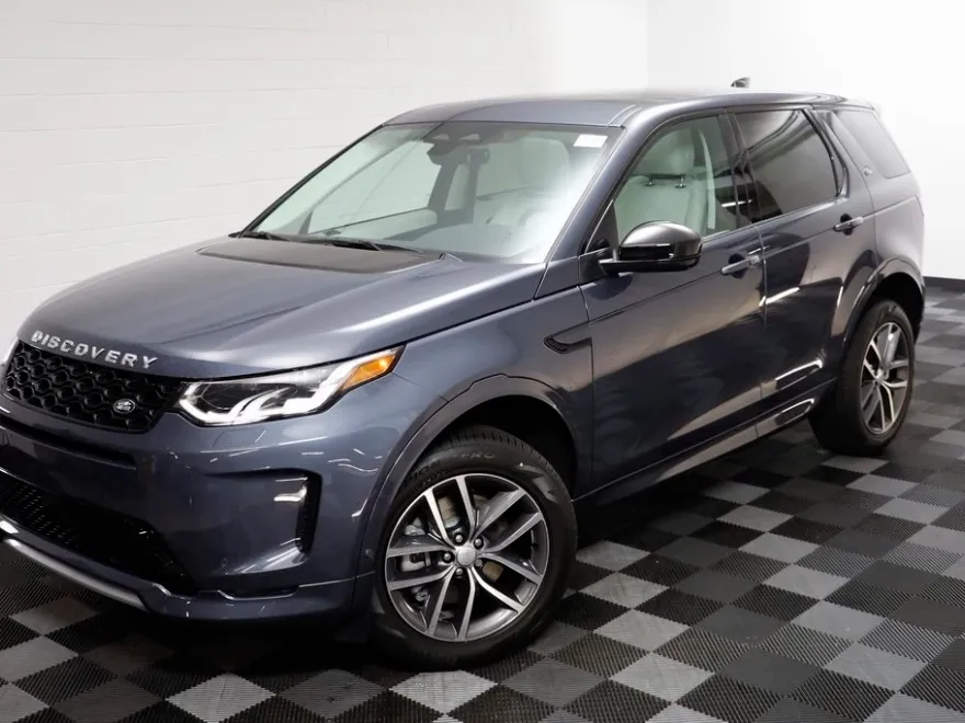 2025 Land Rover Discovery Sport S photo 1