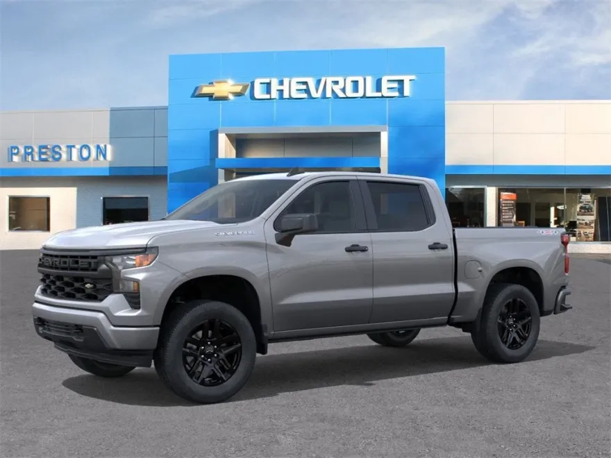 2026 Chevrolet Silverado 1500 Custom photo 1