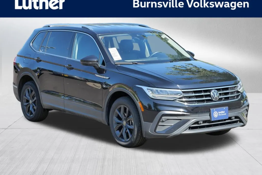 2024 Volkswagen Tiguan SE Wolfsburg Edition photo 1