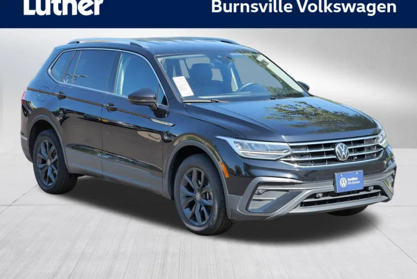 2024 Volkswagen Tiguan SE Wolfsburg Edition photo 1