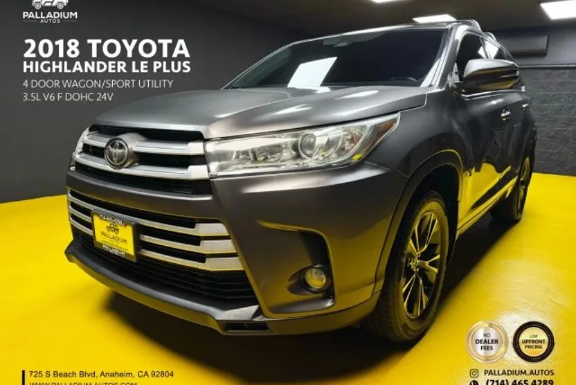 2018 Toyota Highlander LE Sport photo 1