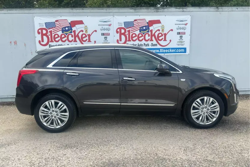 2018 Cadillac XT5 Premium Luxury photo 1