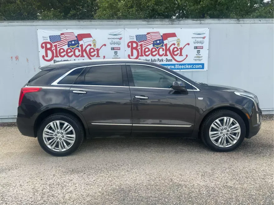 2018 Cadillac XT5 Premium Luxury photo 1