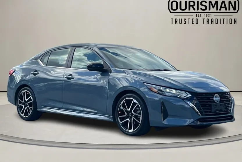 2024 Nissan Sentra SR photo 1