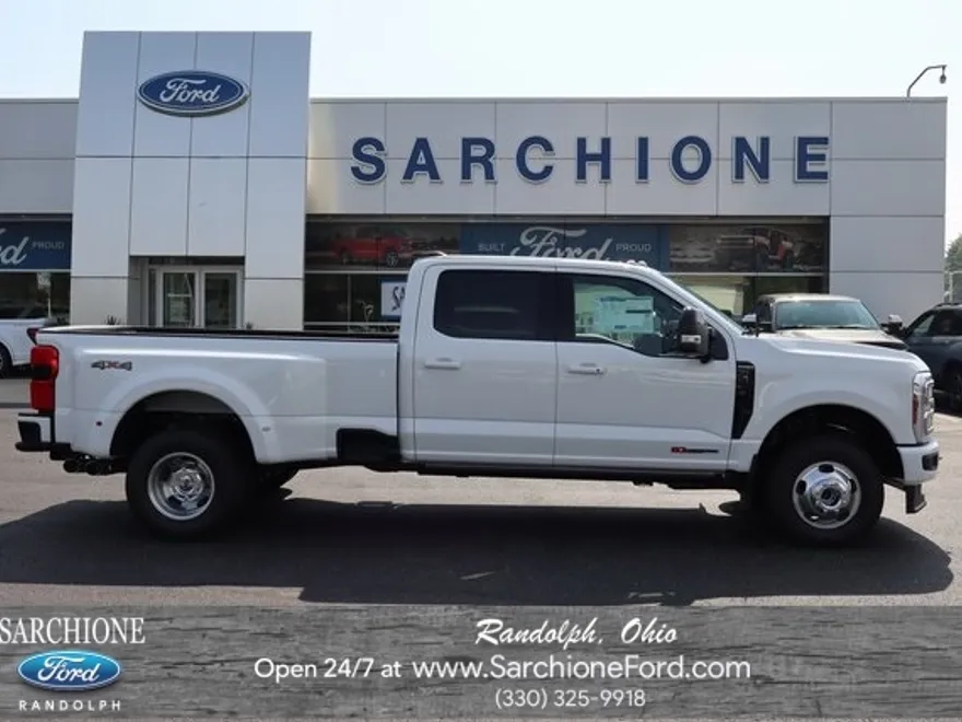 2025 Ford F-350 photo 1