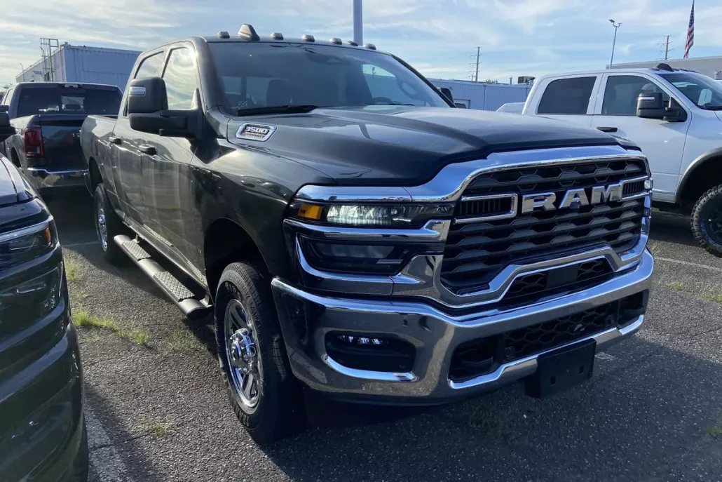 2025 Ram 3500 Tradesman photo 1