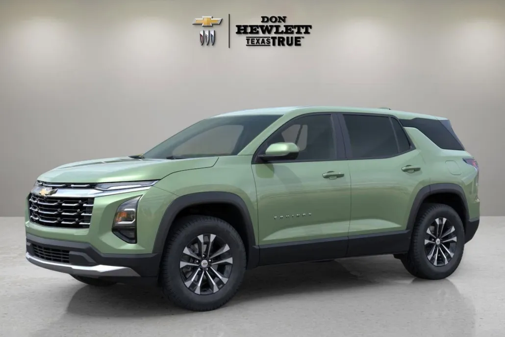 2026 Chevrolet Equinox LT photo 1