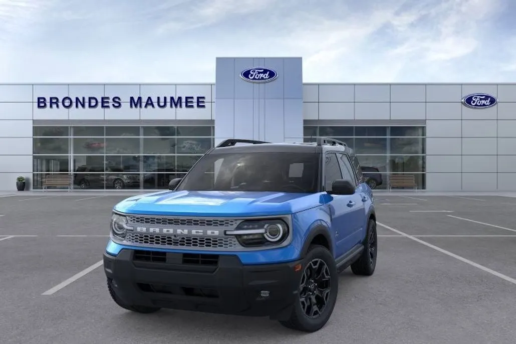 2025 Ford Bronco Sport Outer Banks photo 1