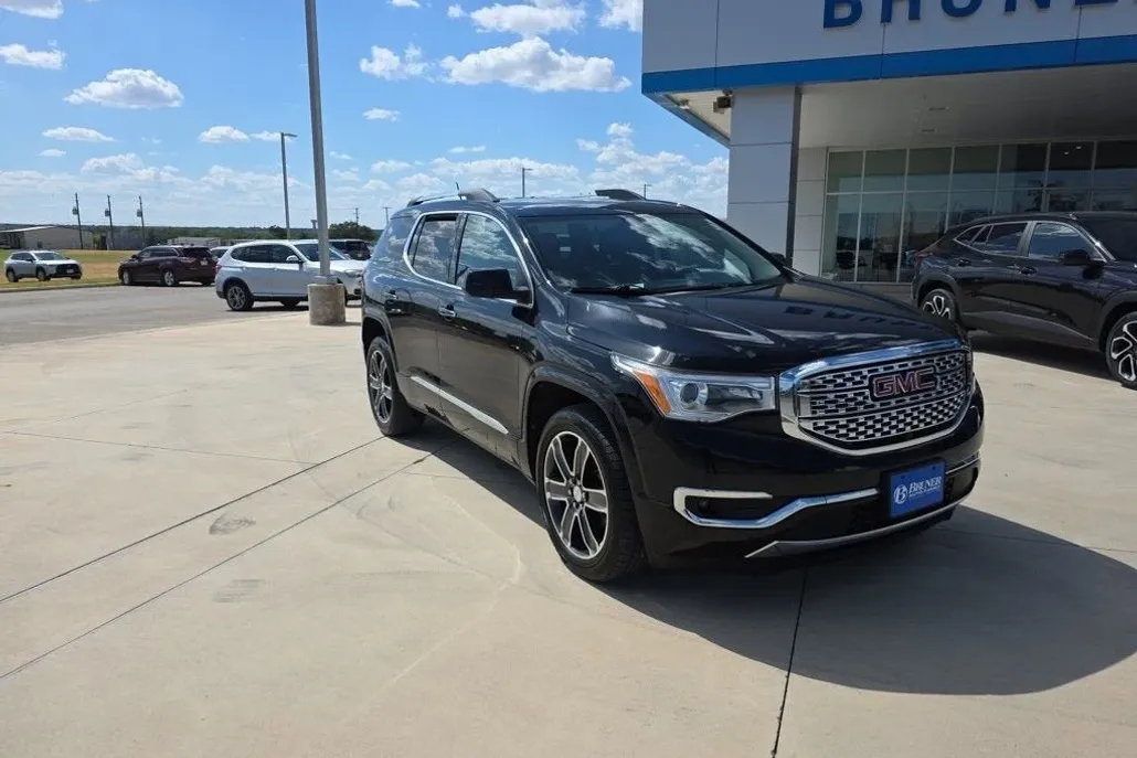2019 Gmc Acadia Denali photo 1
