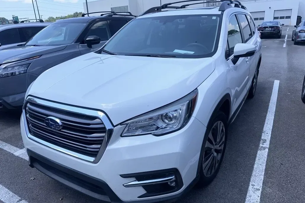 2019 Subaru Ascent Limited photo 1