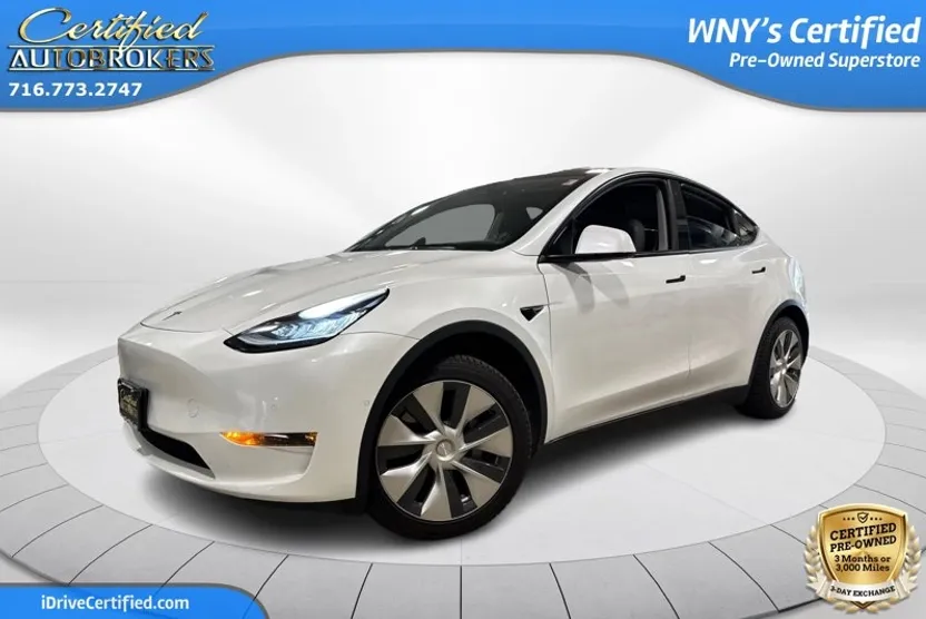 2021 Tesla Model Y Standard Range photo 1