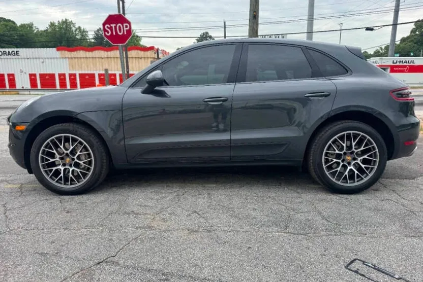 2017 Porsche Macan S photo 1