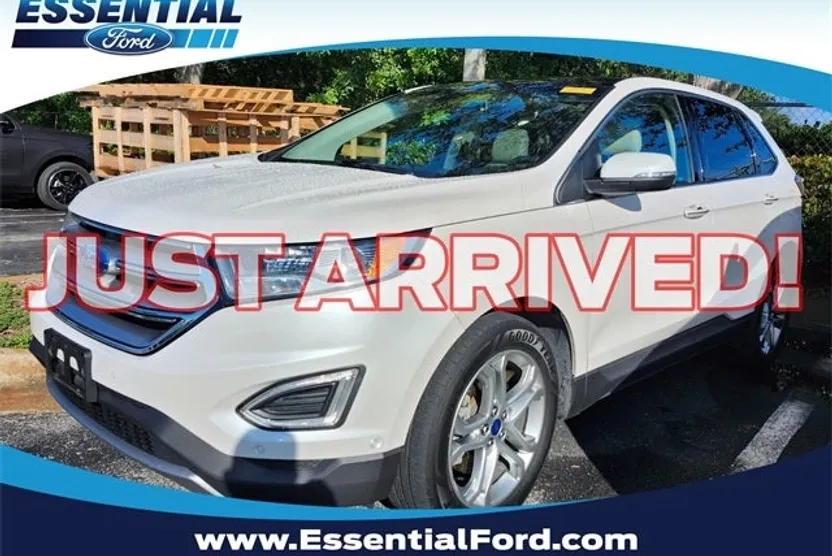 2017 Ford Edge Titanium photo 1