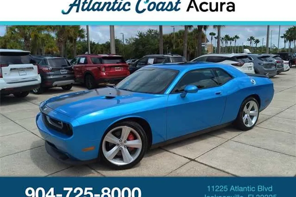 2010 Dodge Challenger SRT8 photo 1