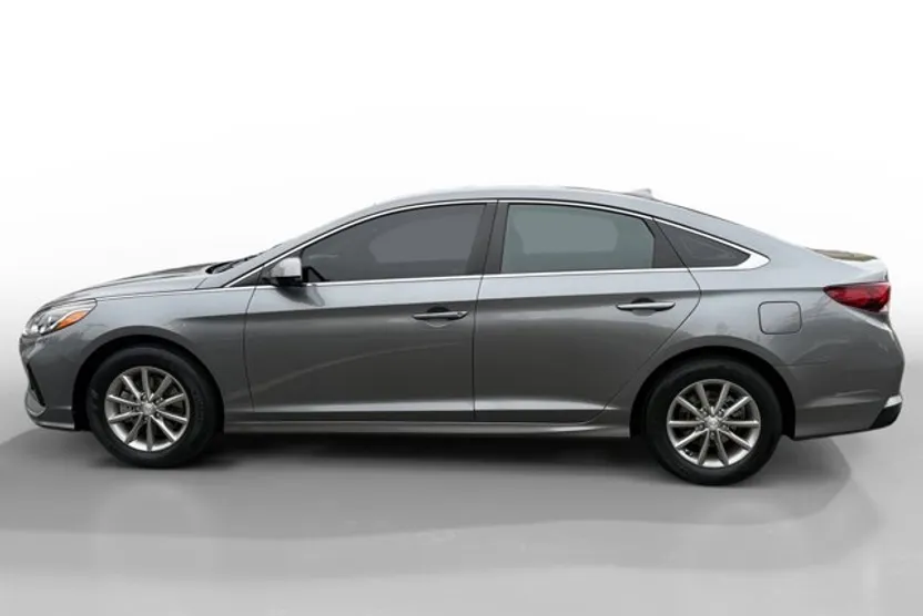 2019 Hyundai Sonata SE photo 1