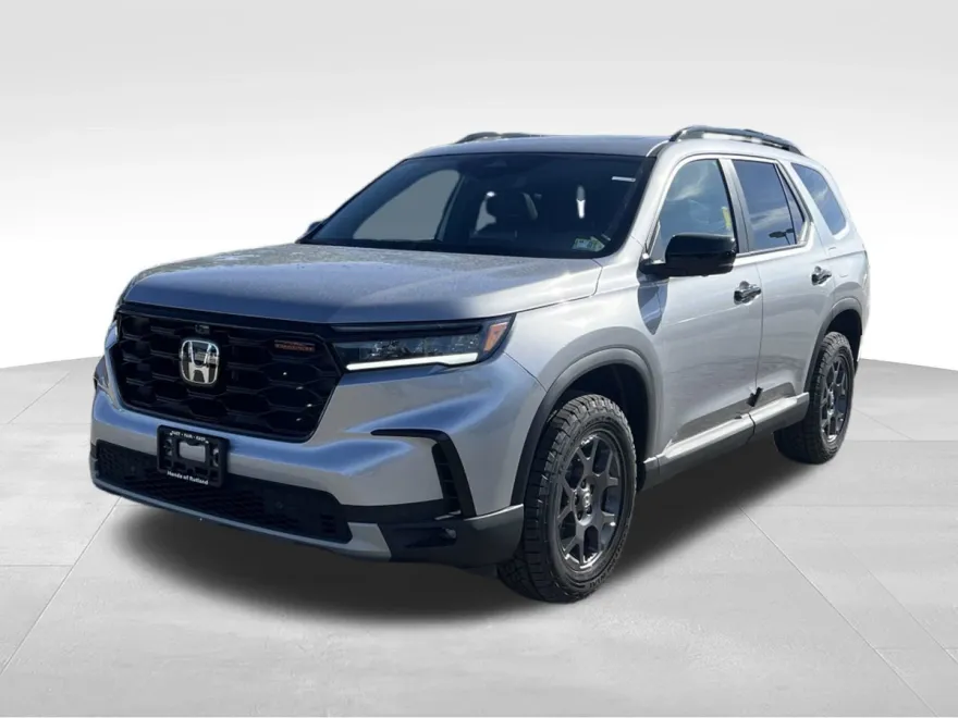 2025 Honda Pilot TrailSport photo 1