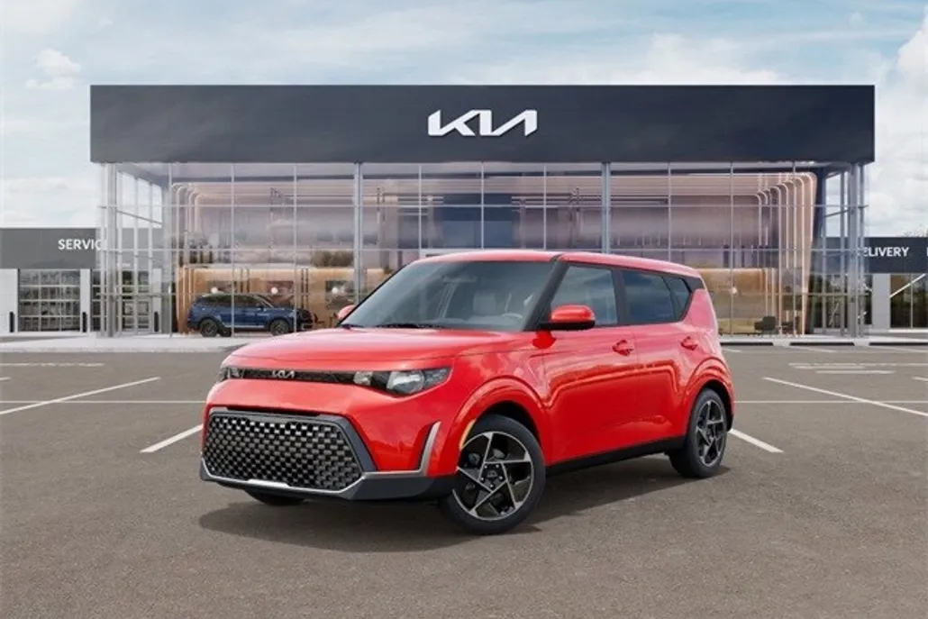 2025 Kia Soul EX photo 1