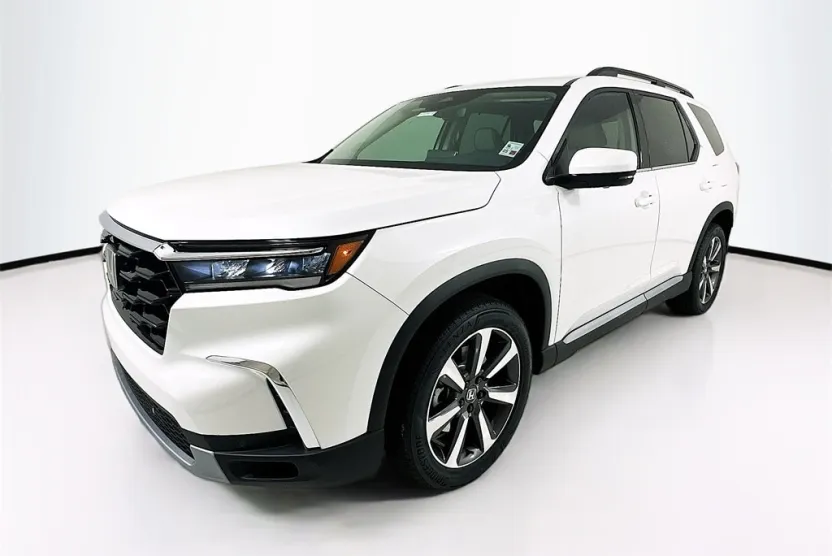 2025 Honda Pilot Elite photo 1