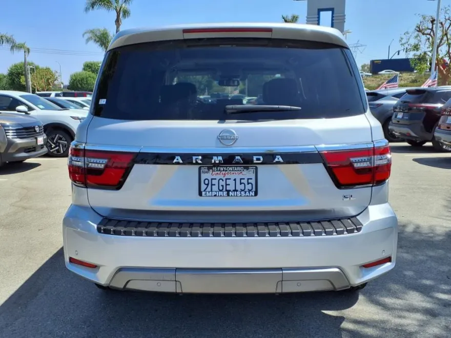 2023 Nissan Armada SL photo 1