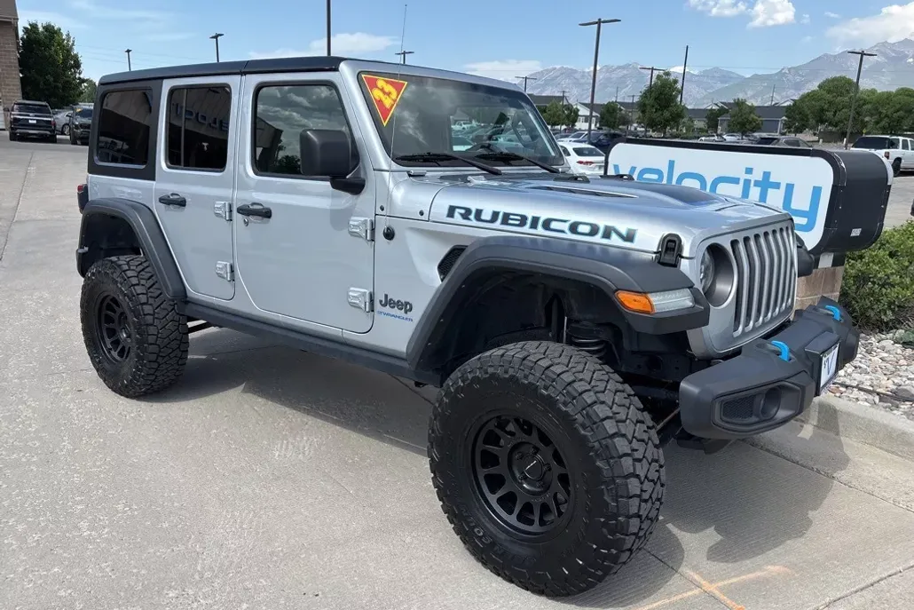 2023 Jeep Wrangler Rubicon 4xe photo 1