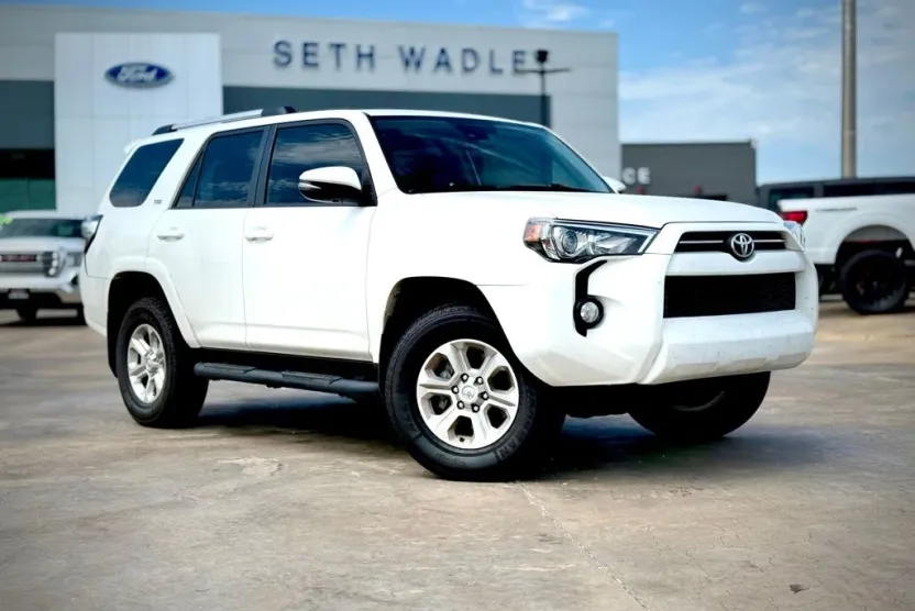 2020 Toyota 4Runner SR5 Premium photo 1