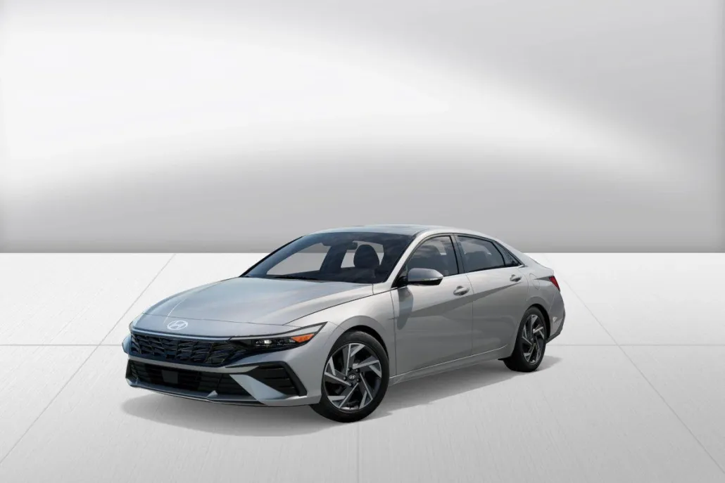 2025 Hyundai Elantra Limited photo 1