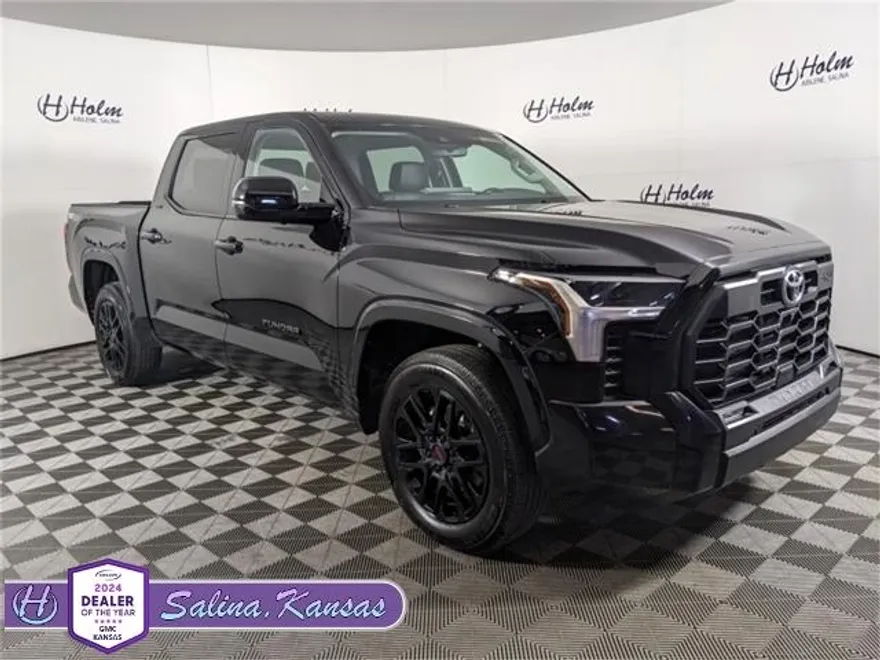 2022 Toyota Tundra SR5 photo 1