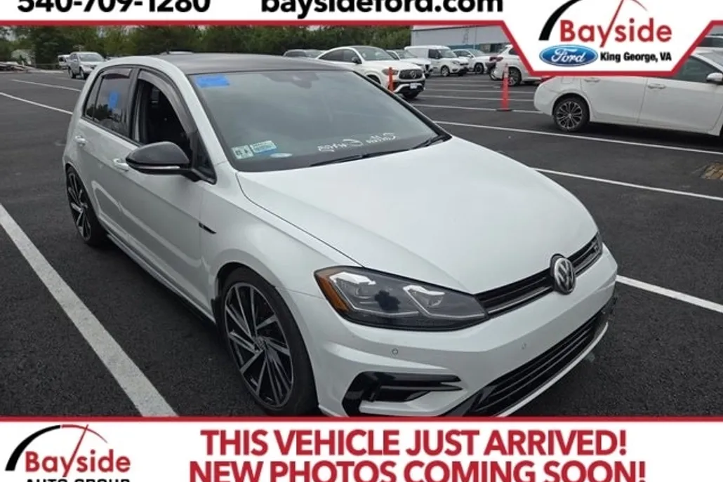 2018 Volkswagen Golf R 4Motion photo 1