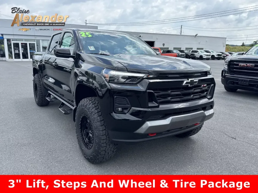 2025 Chevrolet Colorado Z71 photo 1