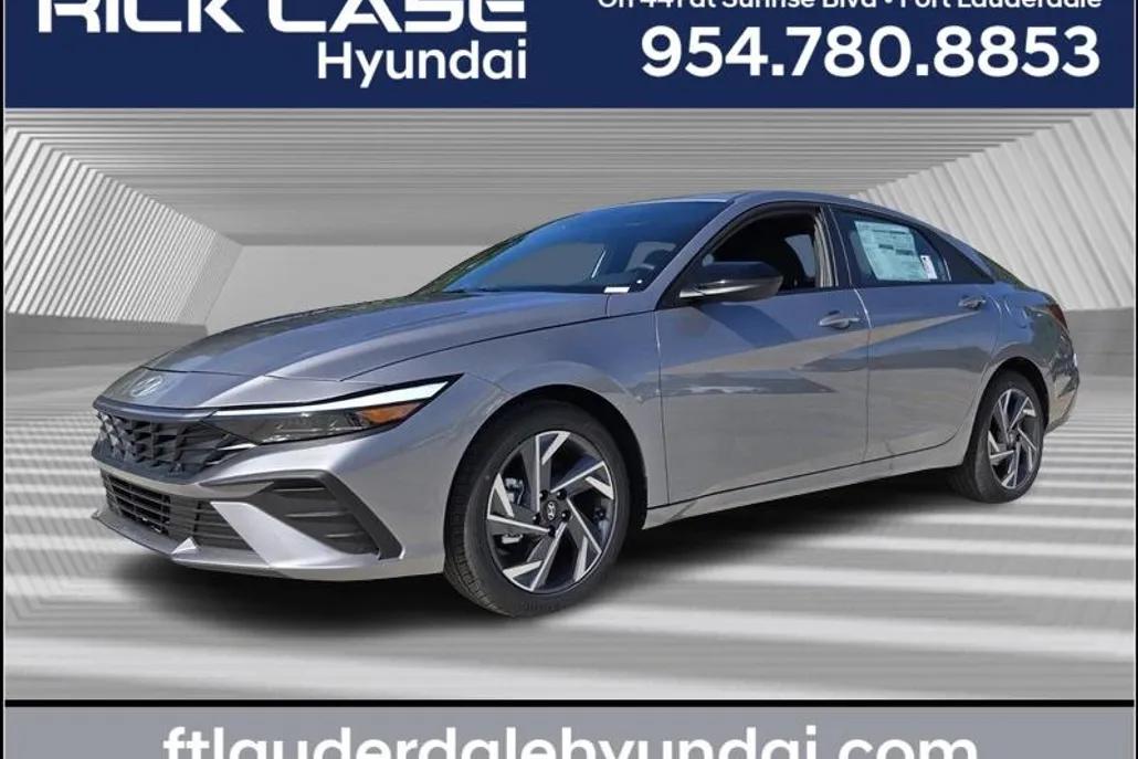 2025 Hyundai Elantra SEL Sport photo 1