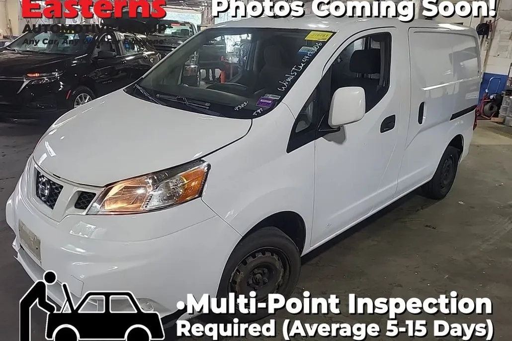 2019 Nissan NV200 SV photo 1