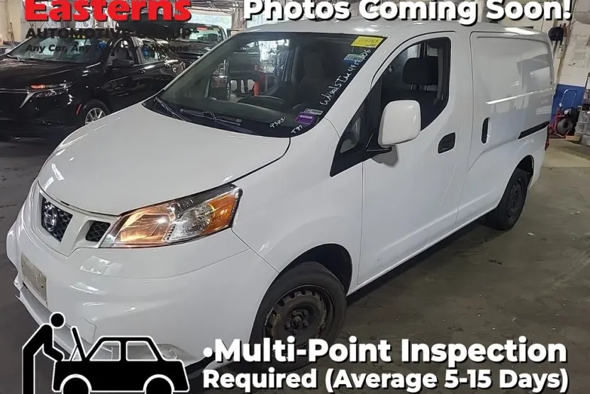 2019 Nissan NV200 SV photo 1